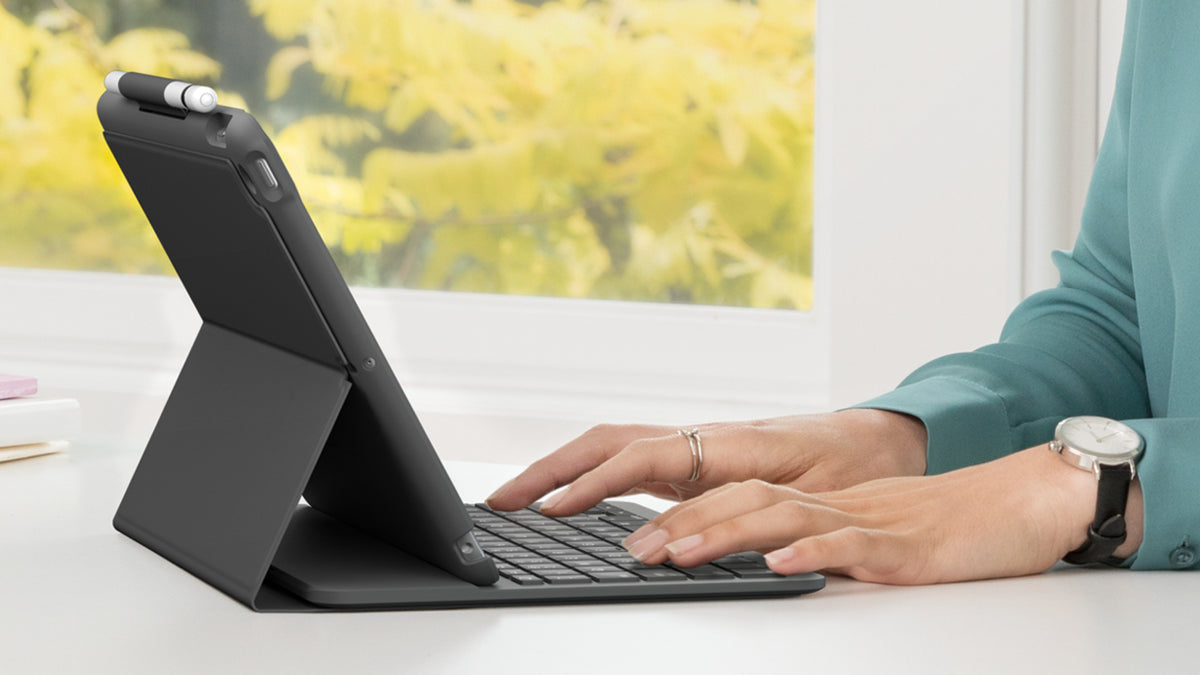 Logitech Slim Folio Clavier et Étui Folio Sans Fil, Disposition Suisse