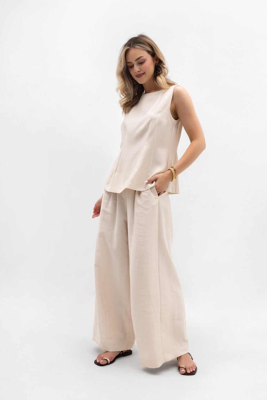 Pantalon large pour femme à plis - coupe élégante avec élastique à la taille
