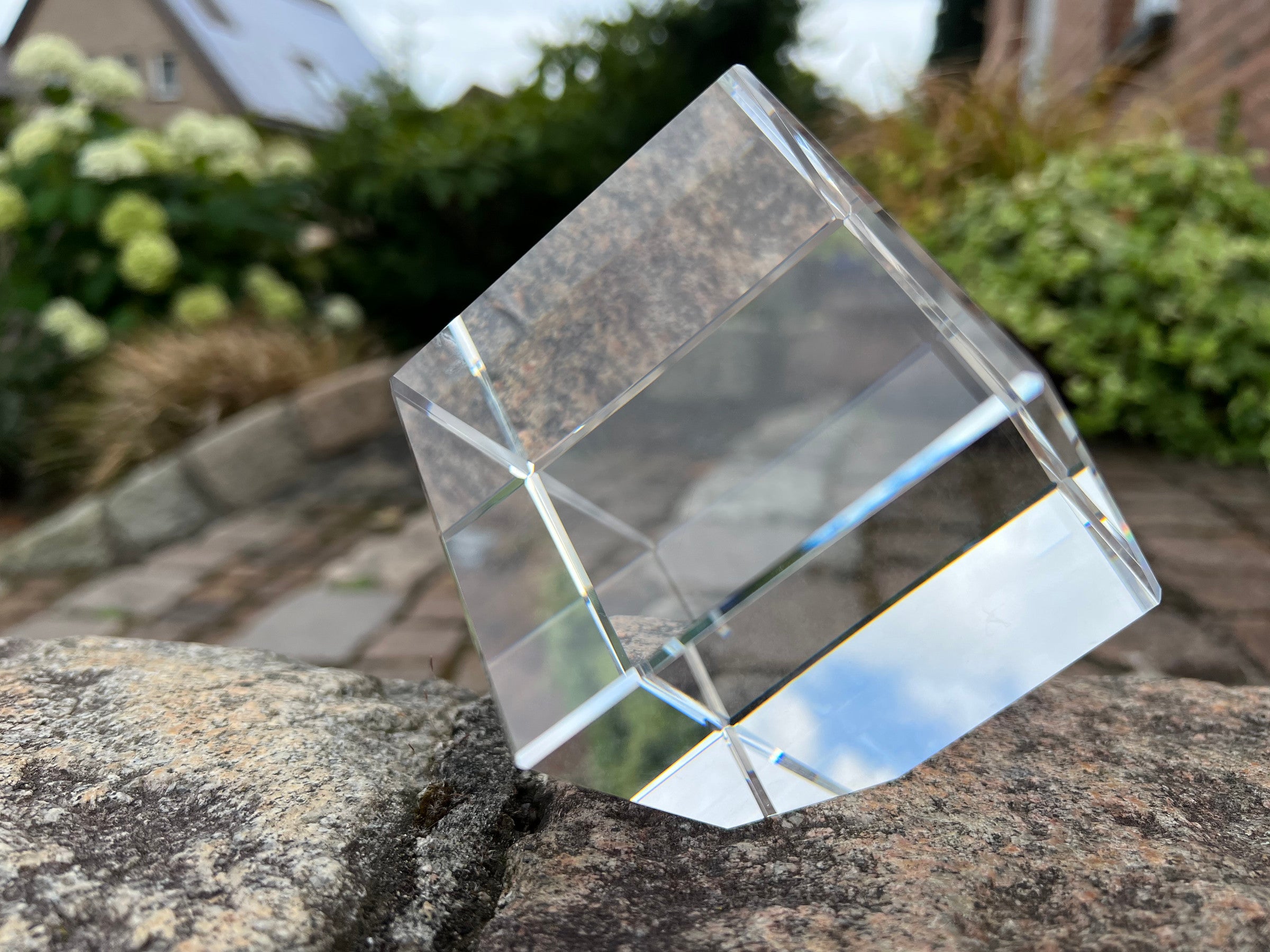 Oriental - crystal cube with a picture of a cat, crystal with a picture of a horse, cubic paperweight by Art-Dog brand