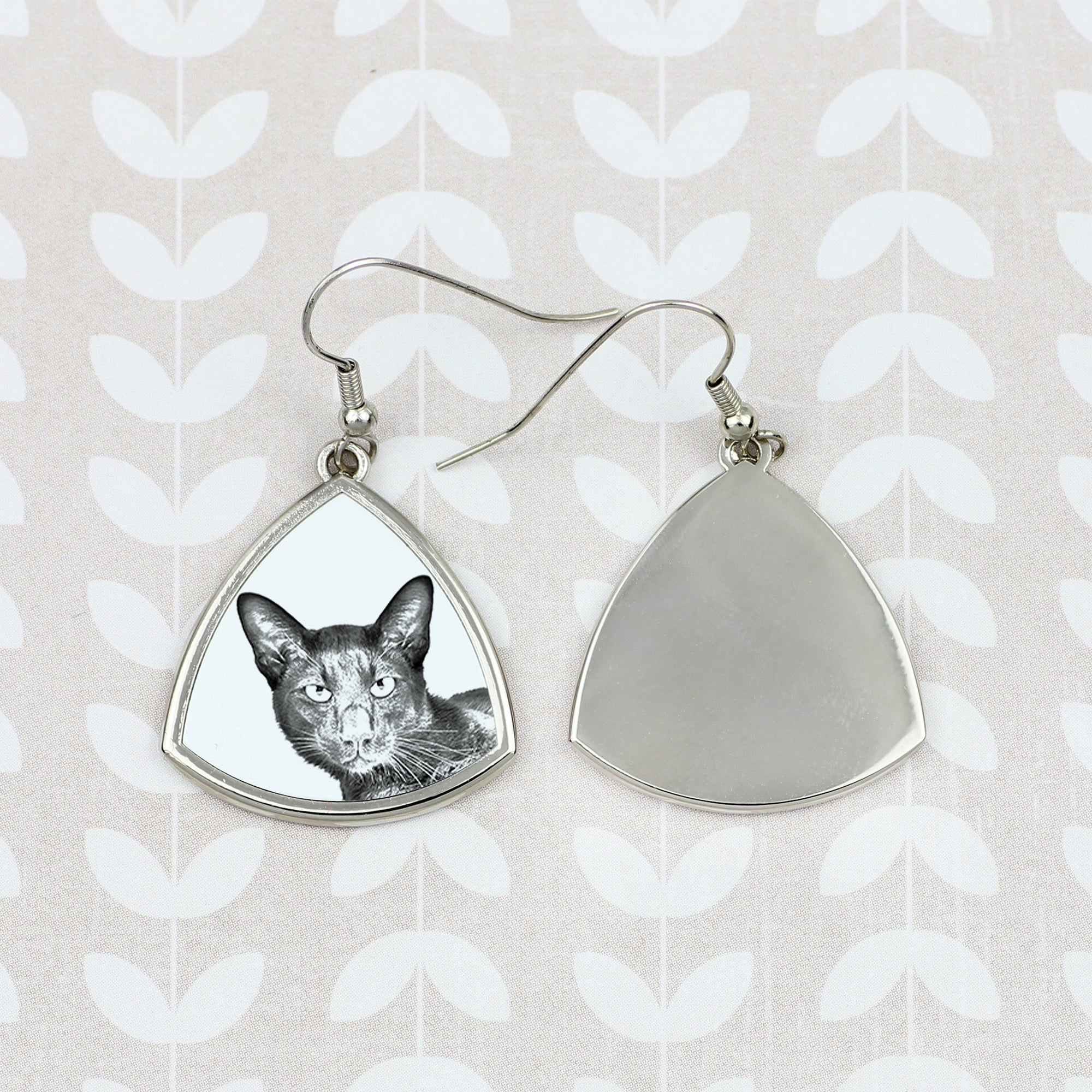 Havana Brown - cat earrings, hanging earrings with a picture, personalized jewelry with Art-Dog brand print.