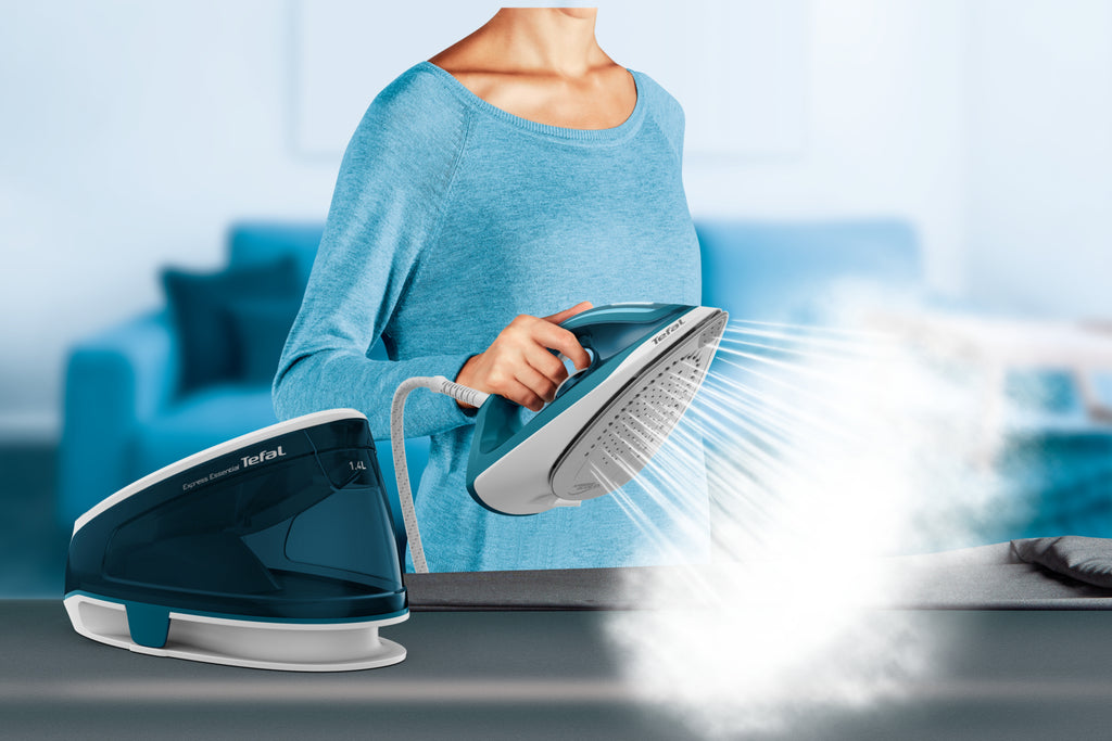 Tefal Express Essential SV6115 Centrale Vapeur 2200 W, 1,4 L, Blanc et Gris