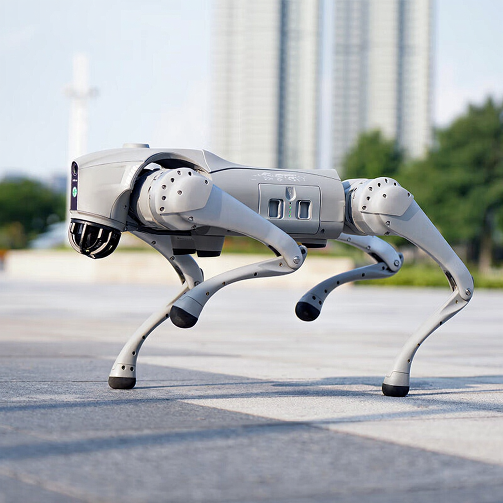 Chien robot quadrupède bionique Unitree Go2 Pro haute performance | Vitesse maximale 4,7 m/s + autonomie 90 min | Robot compagnon bionique à intelligence incarnée, animal électronique | Vision panoramique 360° + navigation SLAM + modes IA | Adapté à