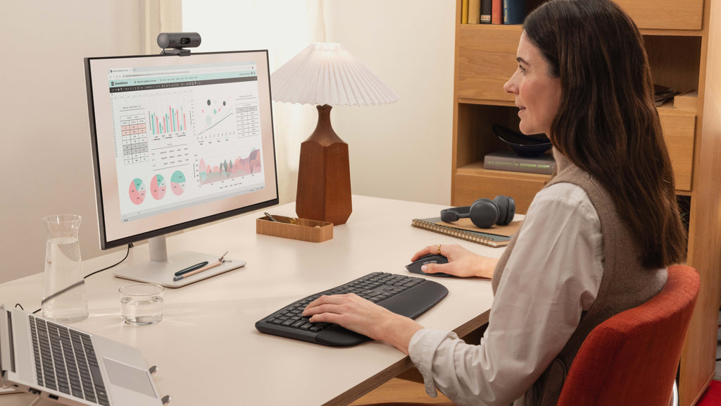 Logitech Signature Comfort Plus Combo MK880 Sæt med mus og tastatur Pressestempel Trådløs Tysk