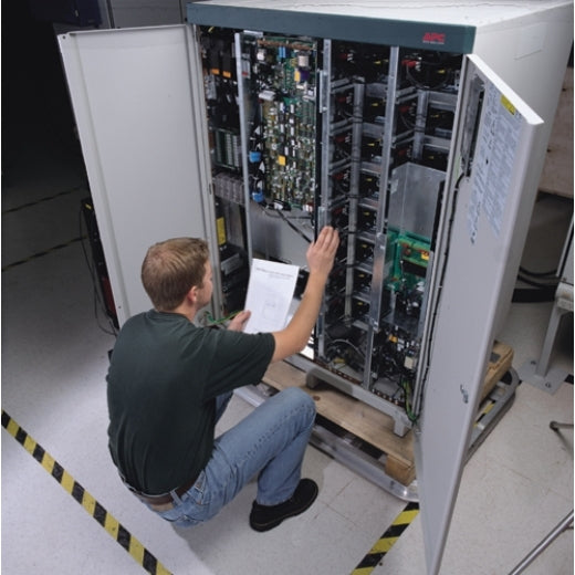 Extension de Garantie et Support APC WUPGPMV7X24-UG-03, Service 24x7