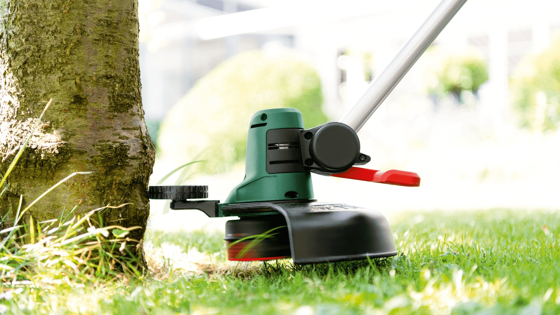 Bosch Bosch UniversalGrassCut 18V-26 26 cm Batterie Noir, Vert