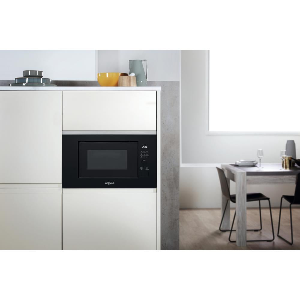 Whirlpool WMF201G Noir, Acier inoxydable Micro-ondes grill Intégré 20 L 800 W