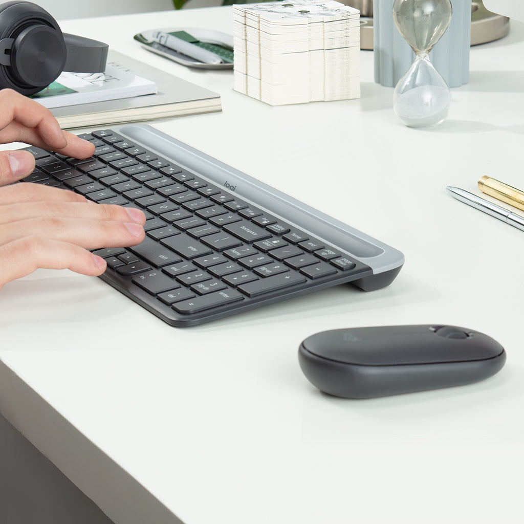 Logitech Slim Wireless Combo MK470 Ensemble Clavier et Souris Sans Fil US International