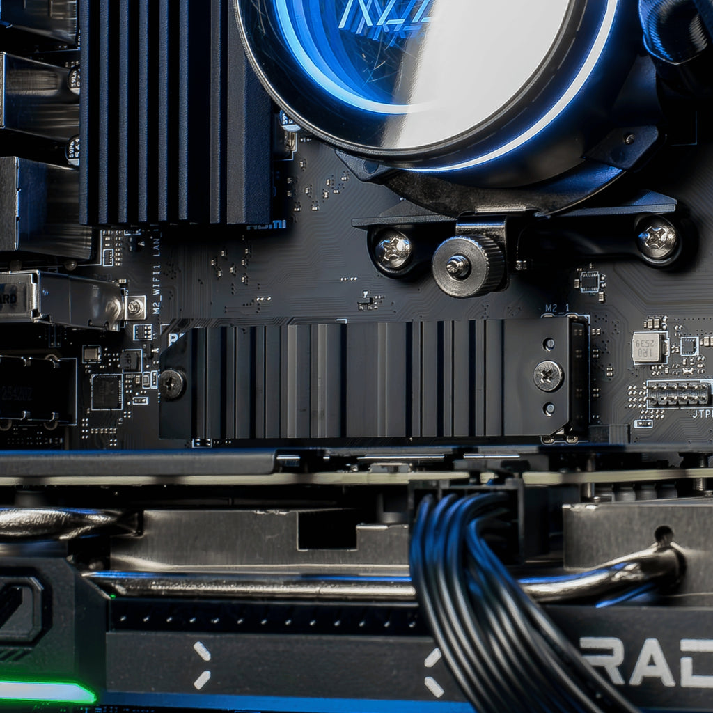 Flowup PC gamer Ryzen 5 5600 / Radeon RX 9060 XT / RAM 16 Go / SSD 500 Go