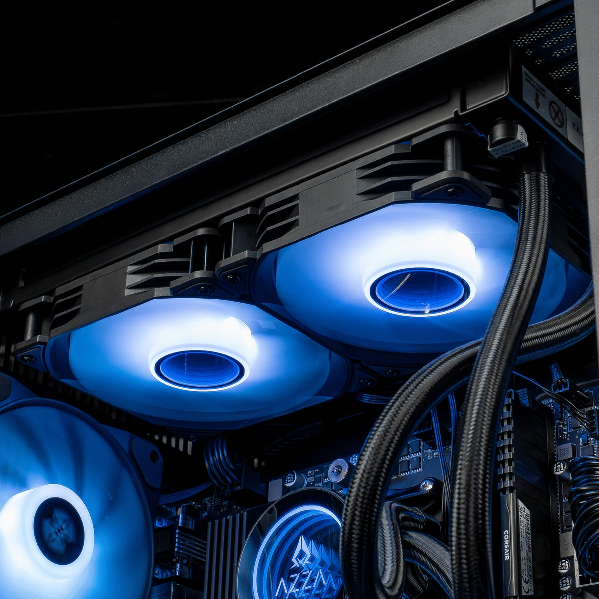 Flowup PC gamer Ryzen 5 5600 / Radeon RX 9060 XT / RAM 16 Go / SSD 500 Go
