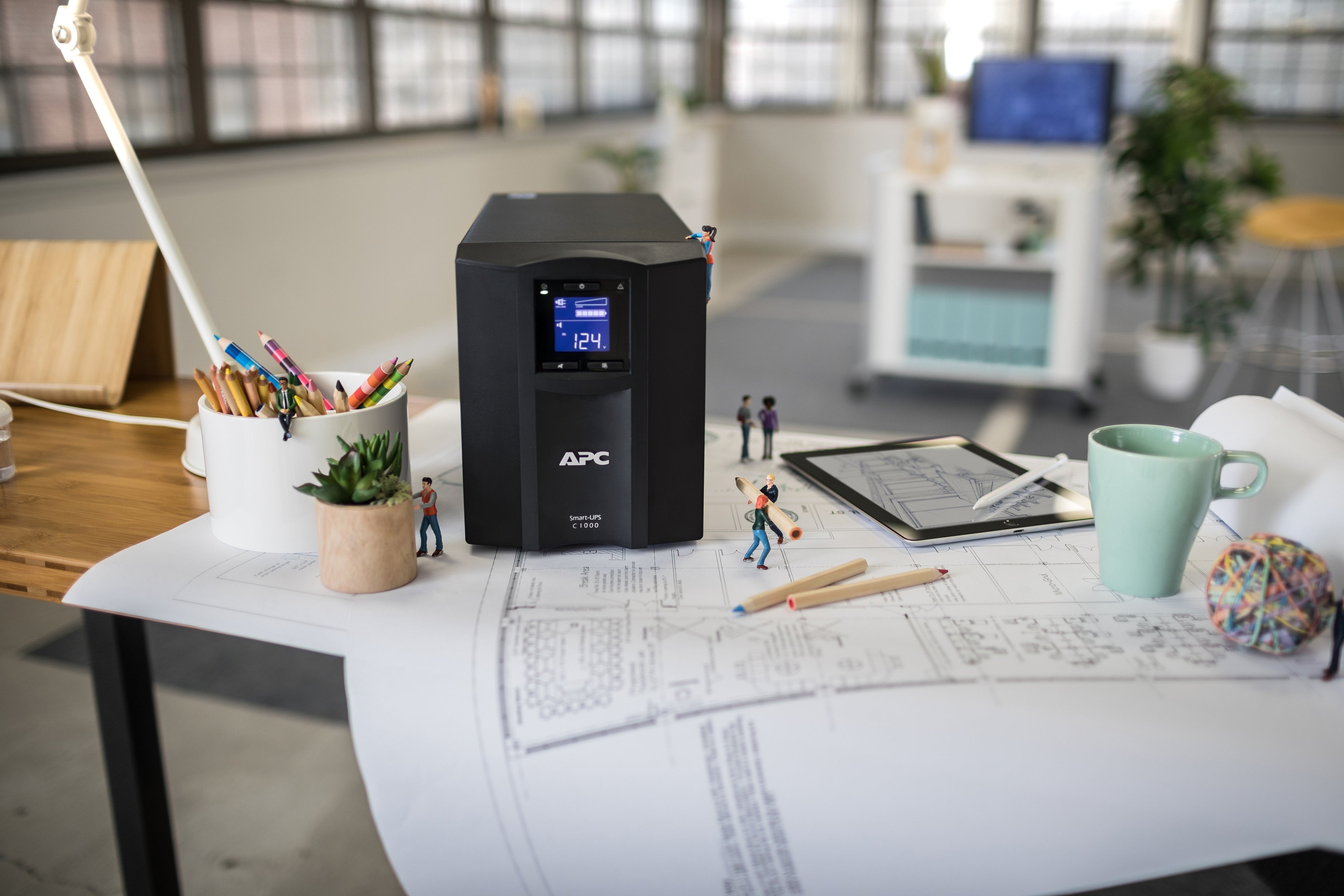 APC Smart-UPS SMC - Onduleur line-interactive - 230V - 1000VA - Tour - SmartConnect