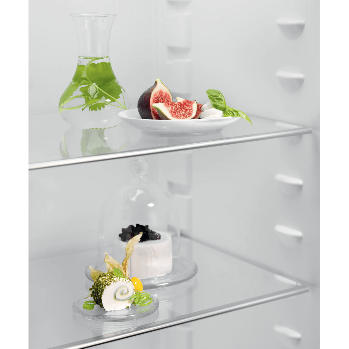 Electrolux LRB3AE12S réfrigérateur Intégré 208 L Blanc - vue 2