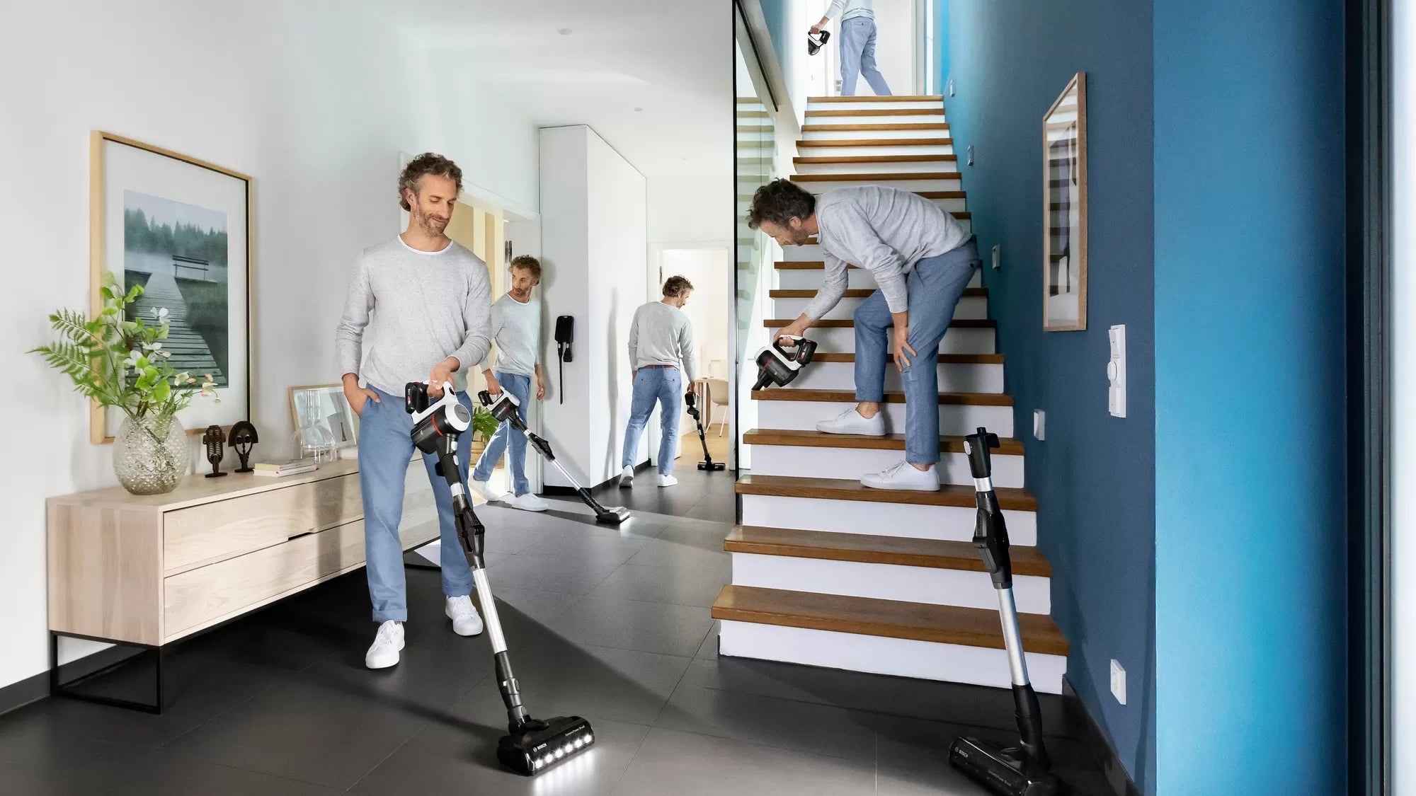 Bosch Bosch BBS711W aspirateur balai et balai électrique Aspirateur-balai 2 en 1 Batterie Sec Filtre hygiénique Sans sac 0,3 L Blanc