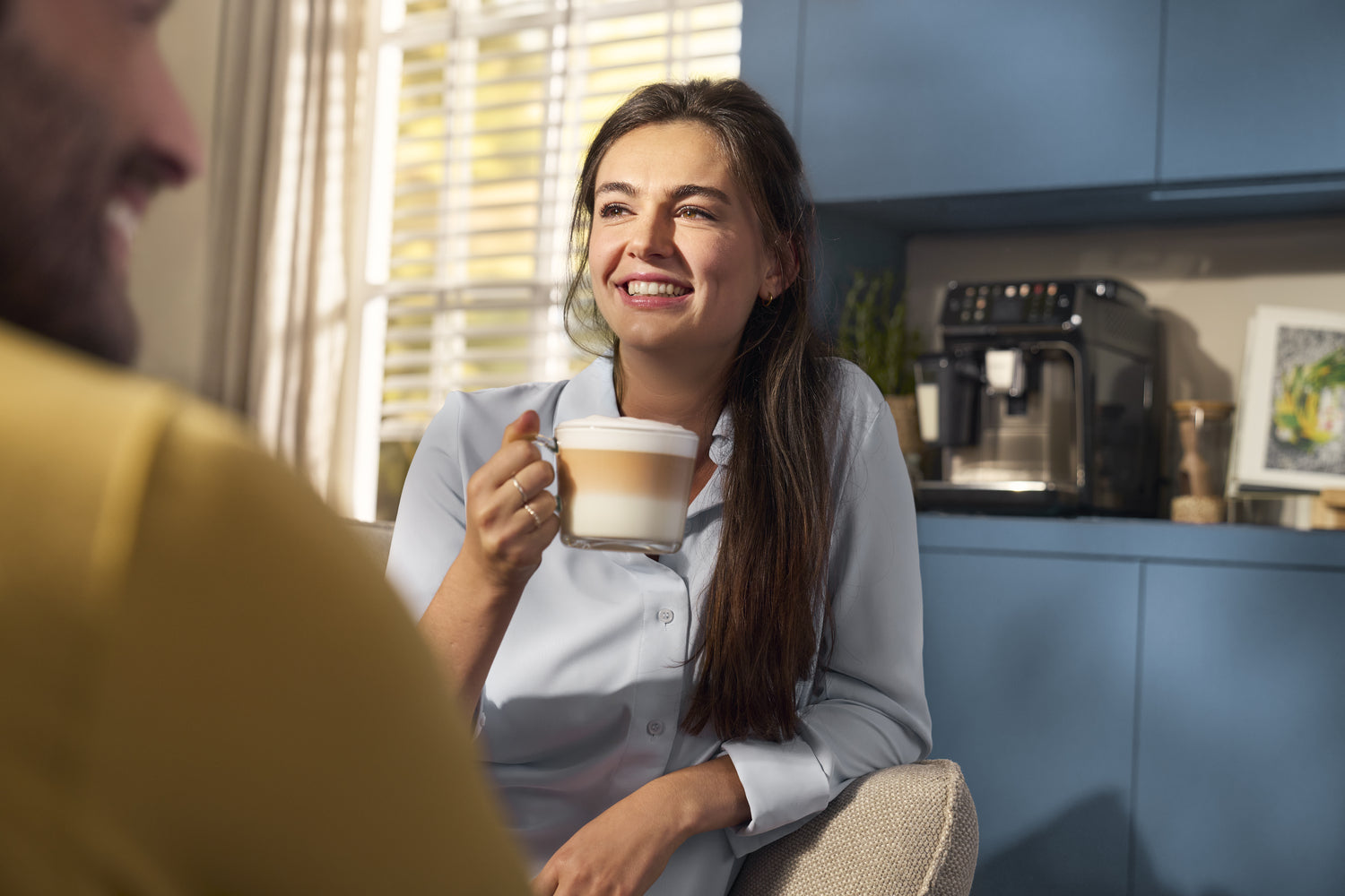 Philips 2200 series Série 2200 Noir Mat EP2230/10 Machine expresso broyeur, 3 boissons, carafe LatteGo