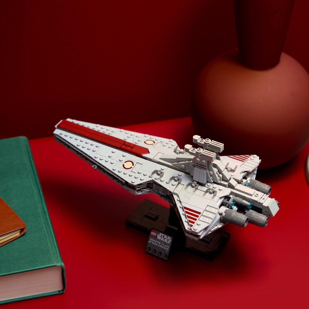 LEGO Star Wars Le Croiseur d'Assaut de Classe Venator 75441
