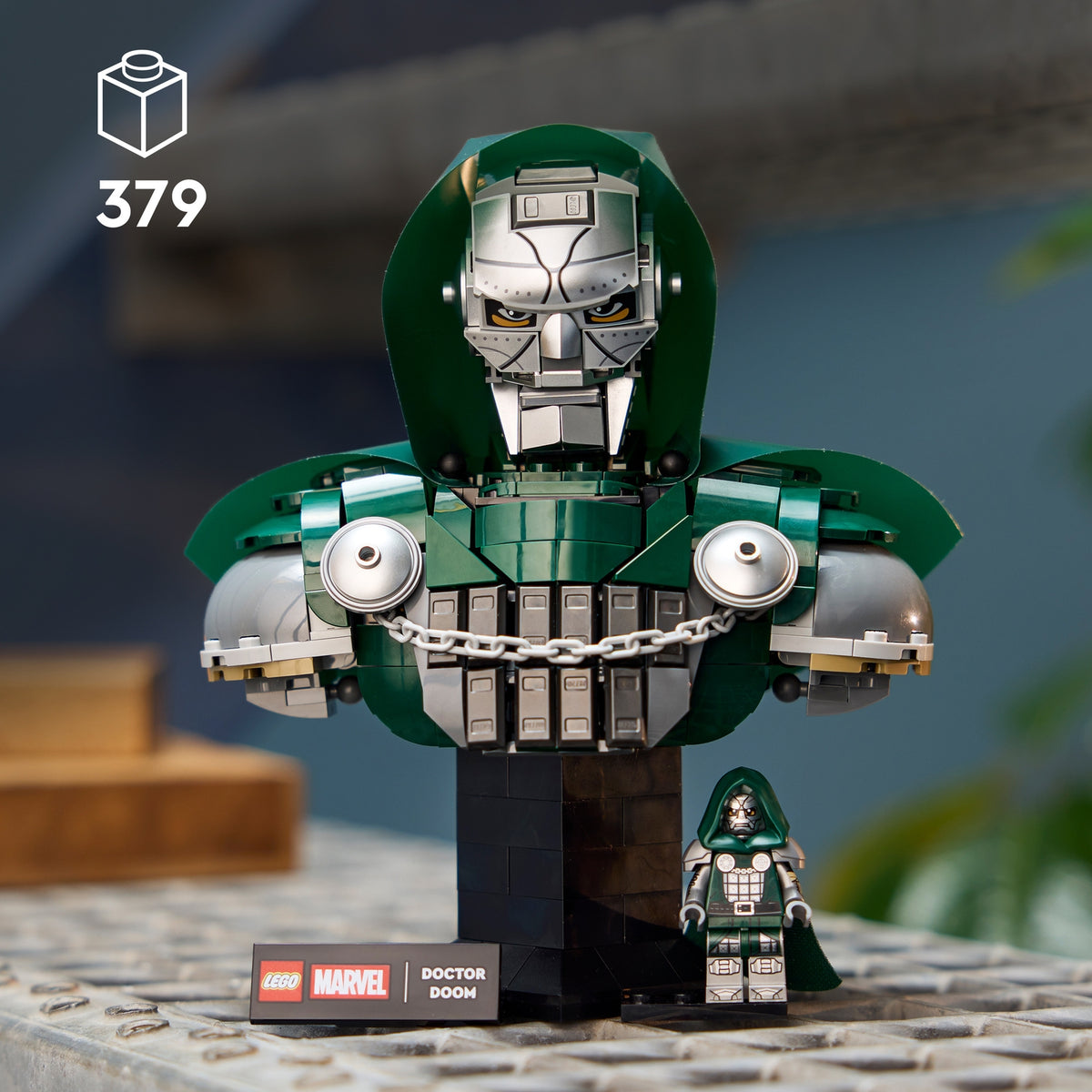 LEGO Le Buste du Docteur Doom 76345