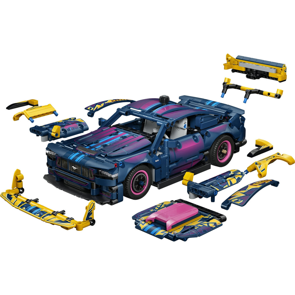 LEGO Technic Custom Garage Ford Mustang GT 42236