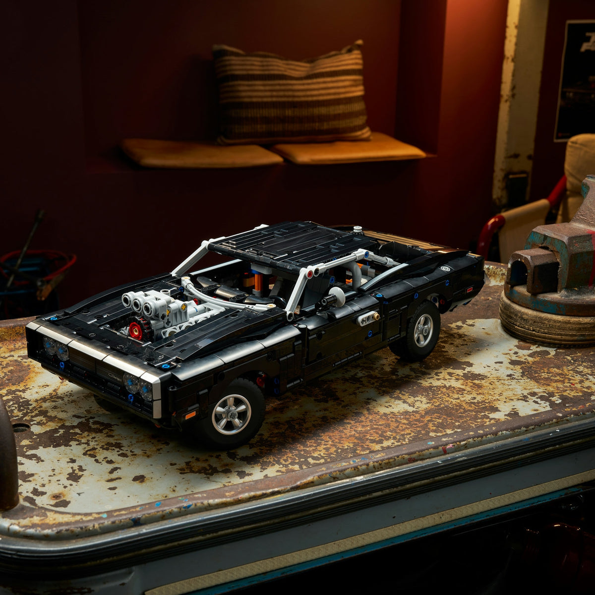 LEGO La Voiture Dodge Charger R/T de Fast and Furious 42231.0