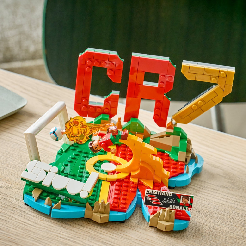 LEGO Editions Cristiano Ronaldo - Football Highlights 43012