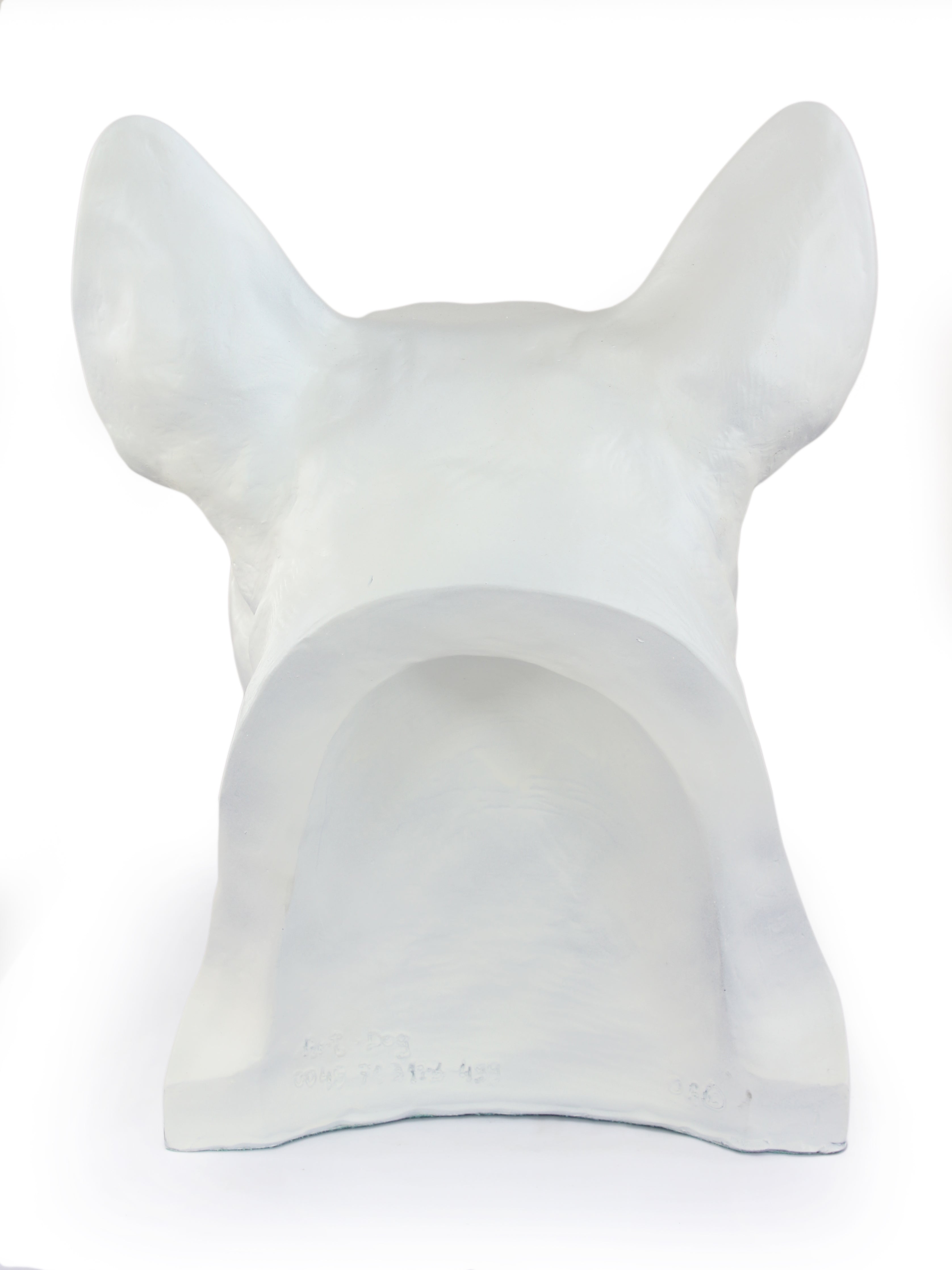 Bull Terrier, Bully I - urn for dog ashes, dog bust, large dog head for garden by Art-Dog