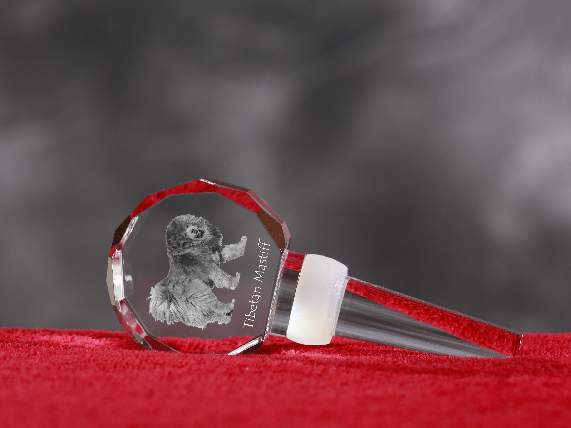 Tibetan Mastiff, Do khyi - Crystal bottle stopper, unique wine stopper with photo, personalised gift for sommelier by Art-Dog brand
