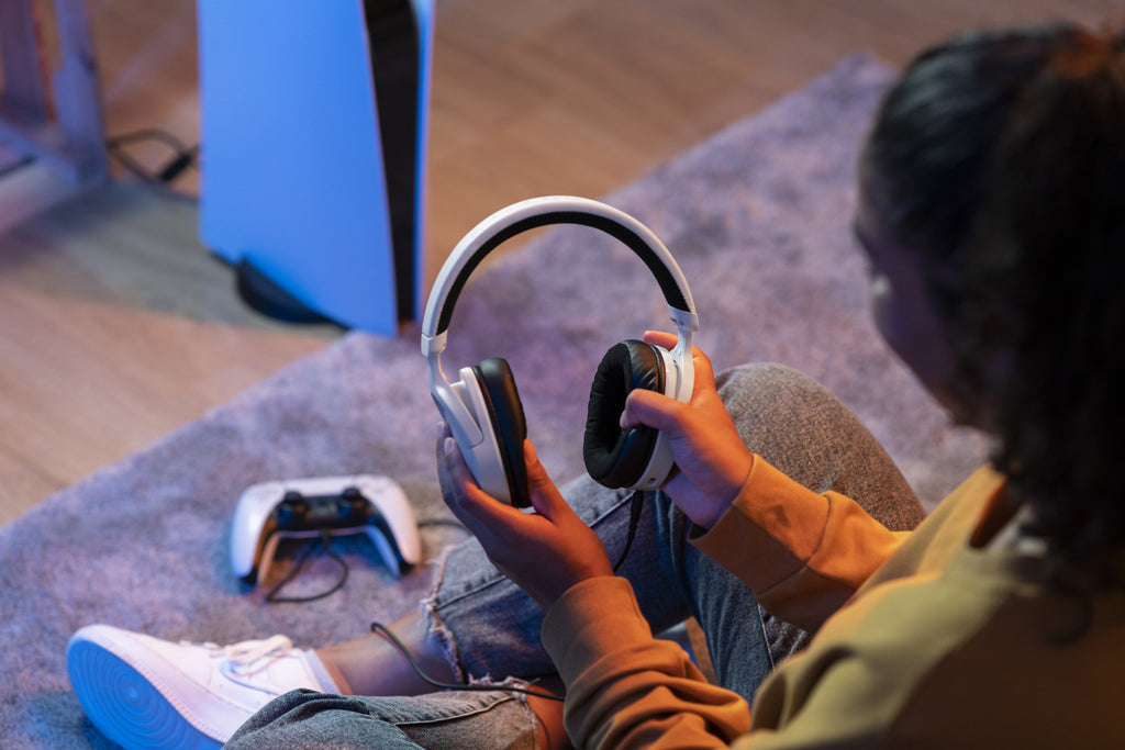 Trust GXT 498 Forta Casque Gaming Filaire avec Arceau, Noir et Blanc