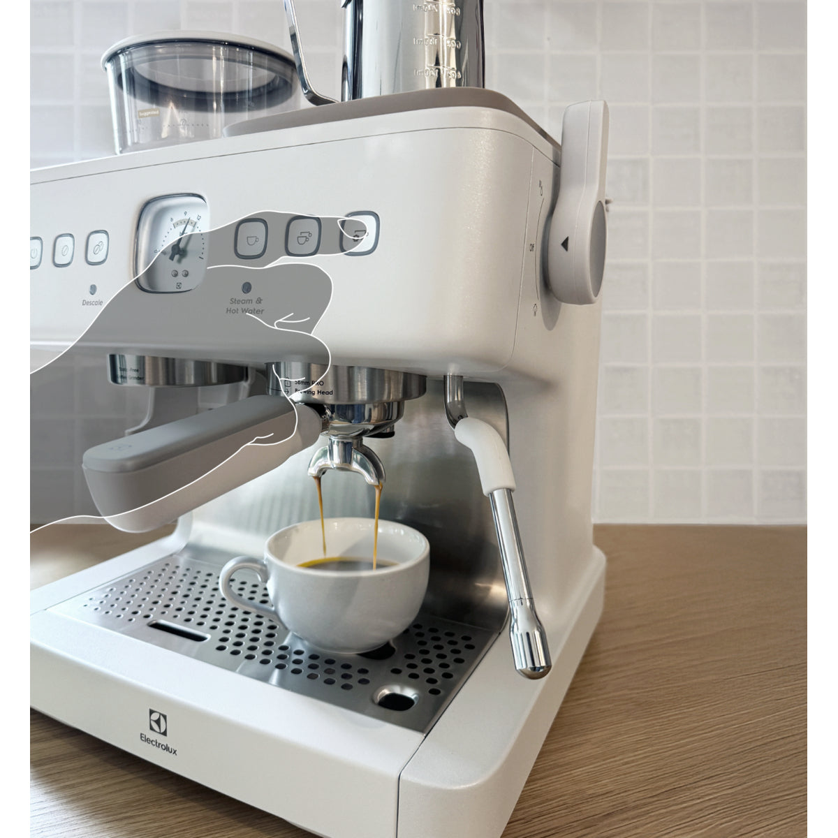Electrolux E8EC1-8SW machine à café Manuel Machine à expresso 3 L