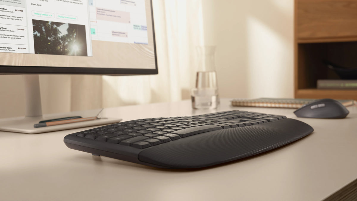 Logitech Signature Comfort Plus Combo MK880, Ensemble Clavier et Souris Sans Fil, Disposition Nordique, Graphite