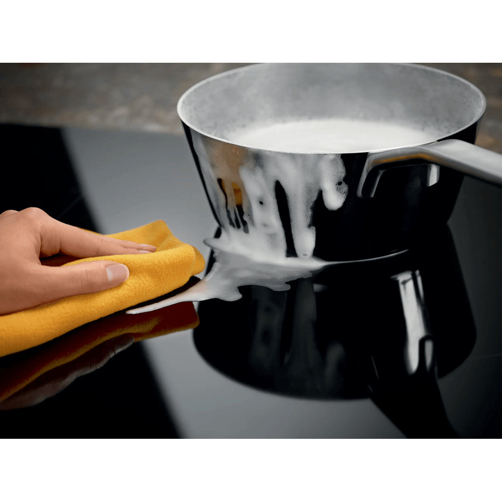 Electrolux EIS62453 Noir Intégré 60 cm Plaque avec zone à induction 4 zone(s)