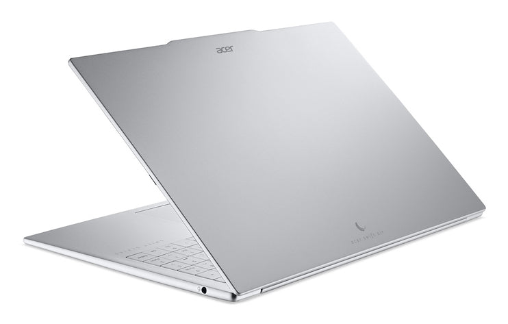 Acer Swift Air 16 OLED SFA16-61M-R564 Copilot+ PC AMD Ryzen AI 5 330 Ordinateur portable 40,6 cm (16") WUXGA 16 Go DDR5-SDRAM 512 Go SSD Wi-Fi 6 (802.11ax) Windows 11 Home Argent