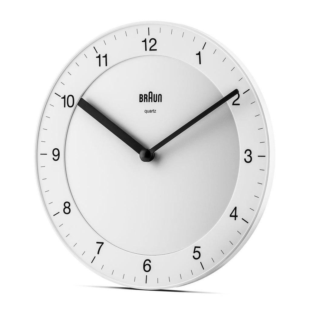 Braun BC06W Horloge à Quartz Ronde Blanche