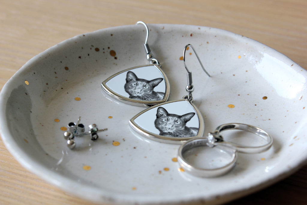 Havana Brown - cat earrings, hanging earrings with a picture, personalized jewelry with Art-Dog brand print.