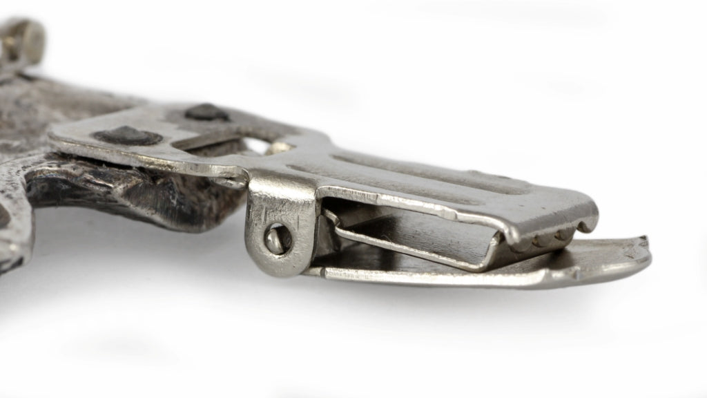 Affenpinscher, Affen, Affie - brooch with a clip, holder for a start number, silver-plated dog show pin from the Art-Dog brand