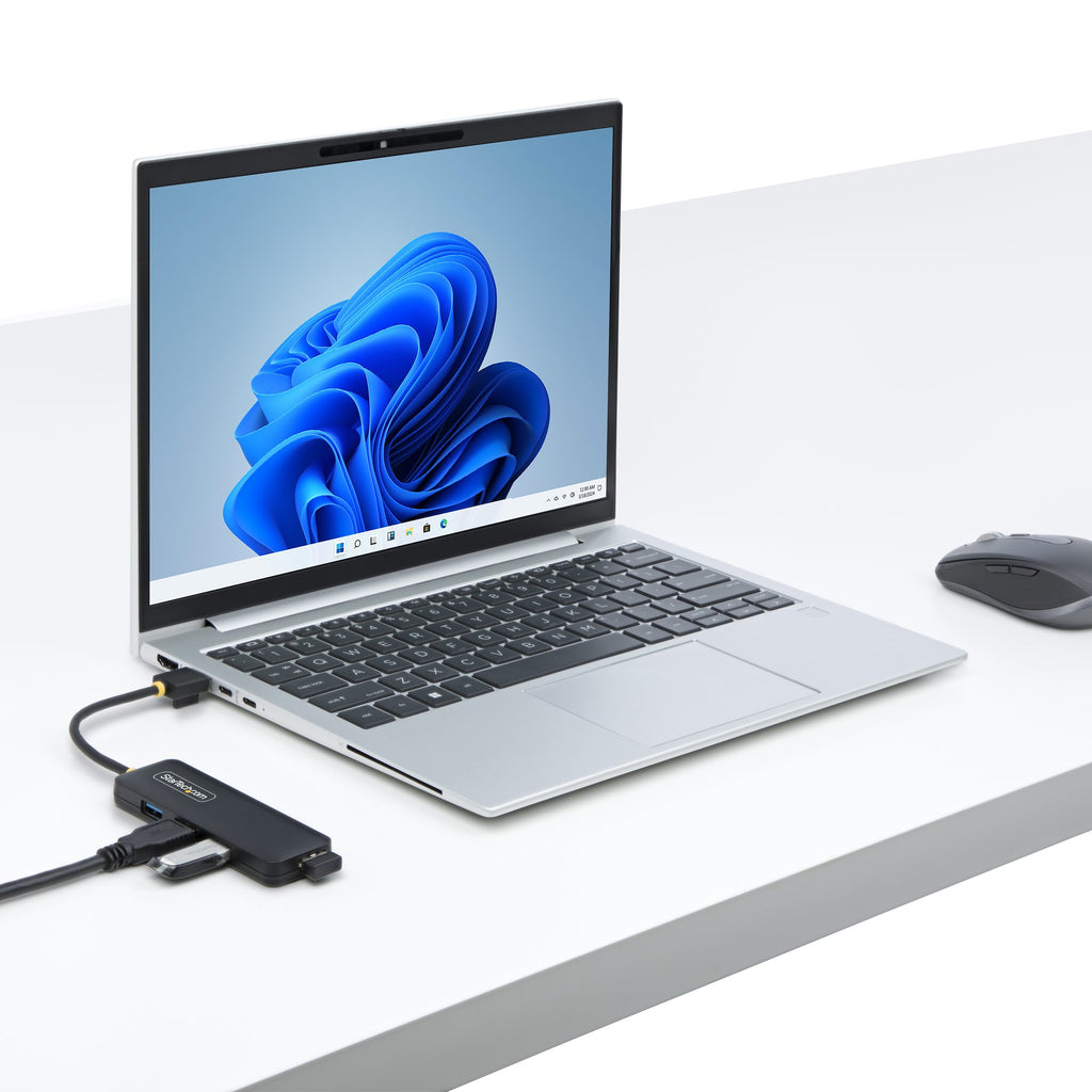 StarTech.com Hub USB-A 4 Ports, 5Gbps, Alimenté par Bus, Mini Hub USB de Voyage, Splitter USB 3.0 Multiport, Hub USB Portable, Protection Contre les Surintensités (OCP)