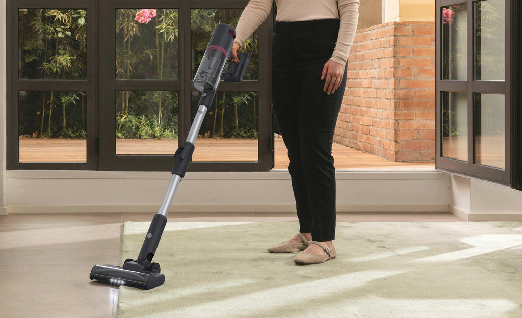Hoover HFG10HX 011 Aspirateur Balai Sans Fil, Sans Sac, 200W, 0,55L, Noir
