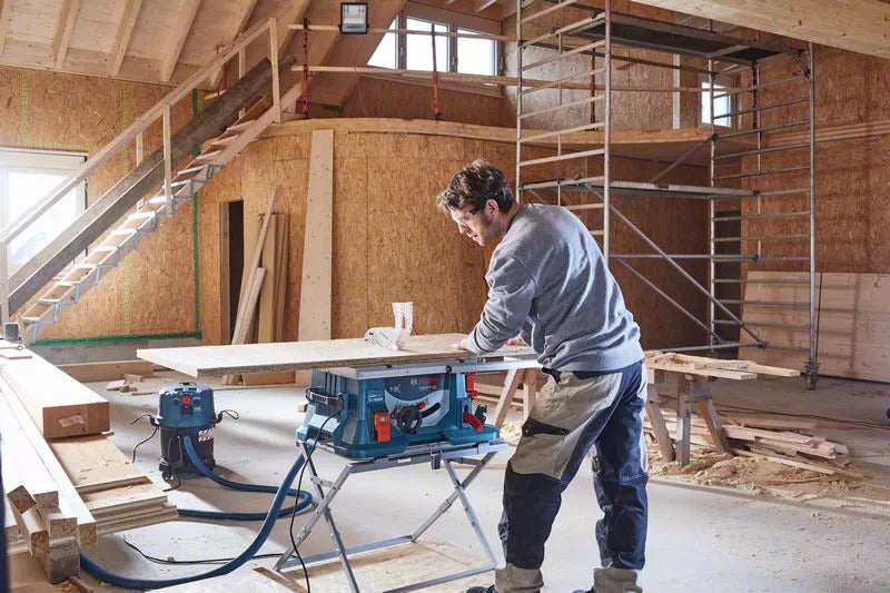 Bosch Bosch GTS 635-216 Professional 1600 W 550 tr/min