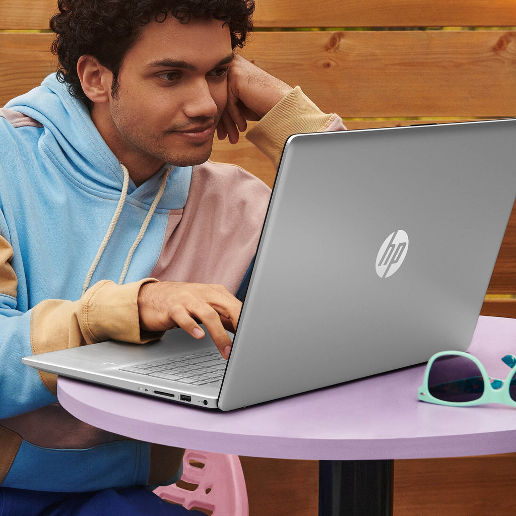 HP Laptop 17-cn0055ng 17.3" Intel Core i5-1135G7 8GB 512GB SSD Intel Iris Xe Windows 10 Home
