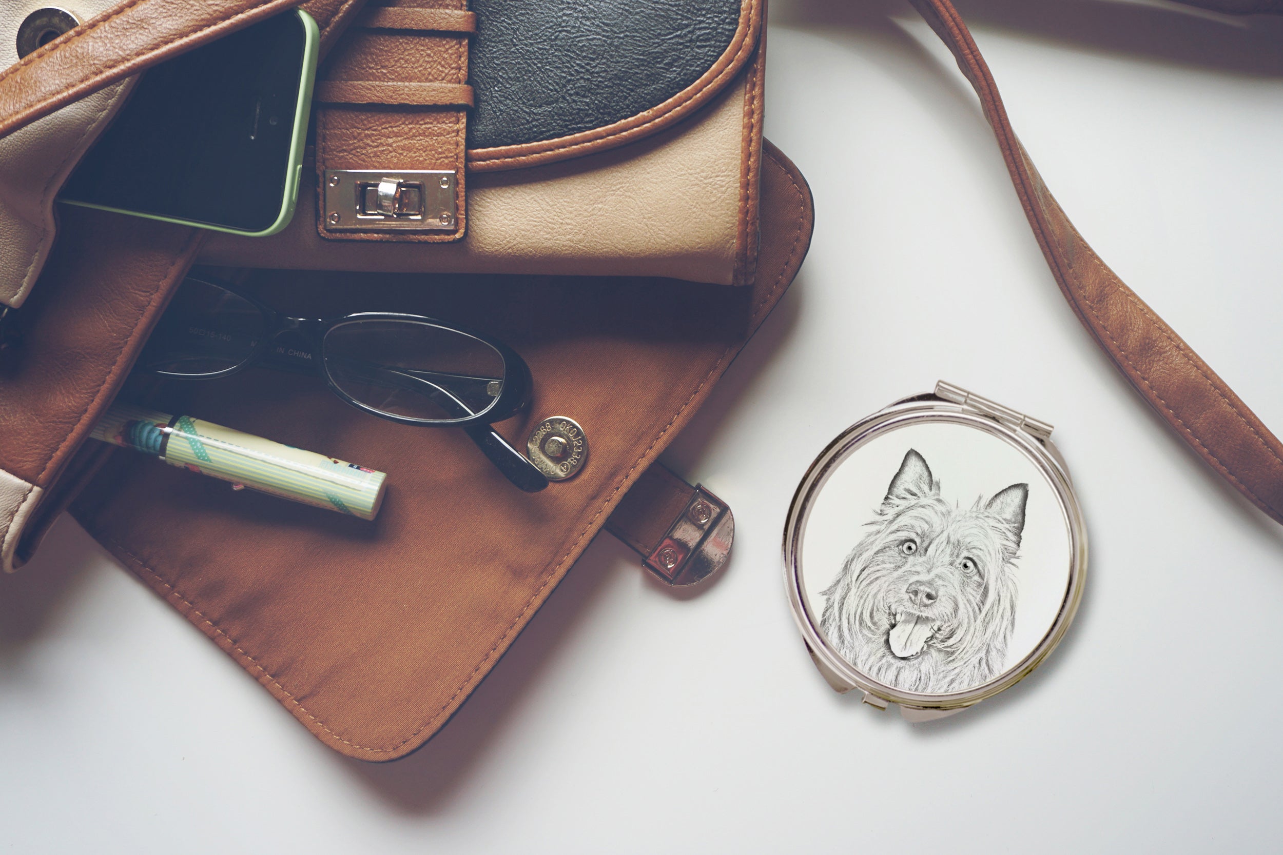Australian Terrier, Aussie - Pocket mirror with a dog, personalized mirror for a purse, compact mirror with Art-Dog brand print.