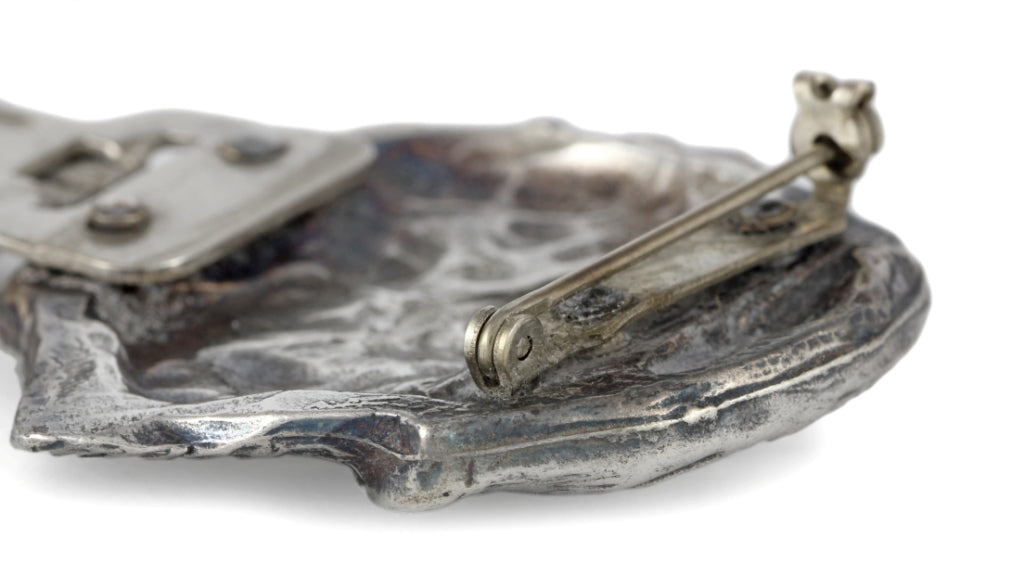 Bouvier des Flandres, Flanders Cattle Dog - brooch with a clip, holder for a start number, silver-plated dog show pin from the Art-Dog brand