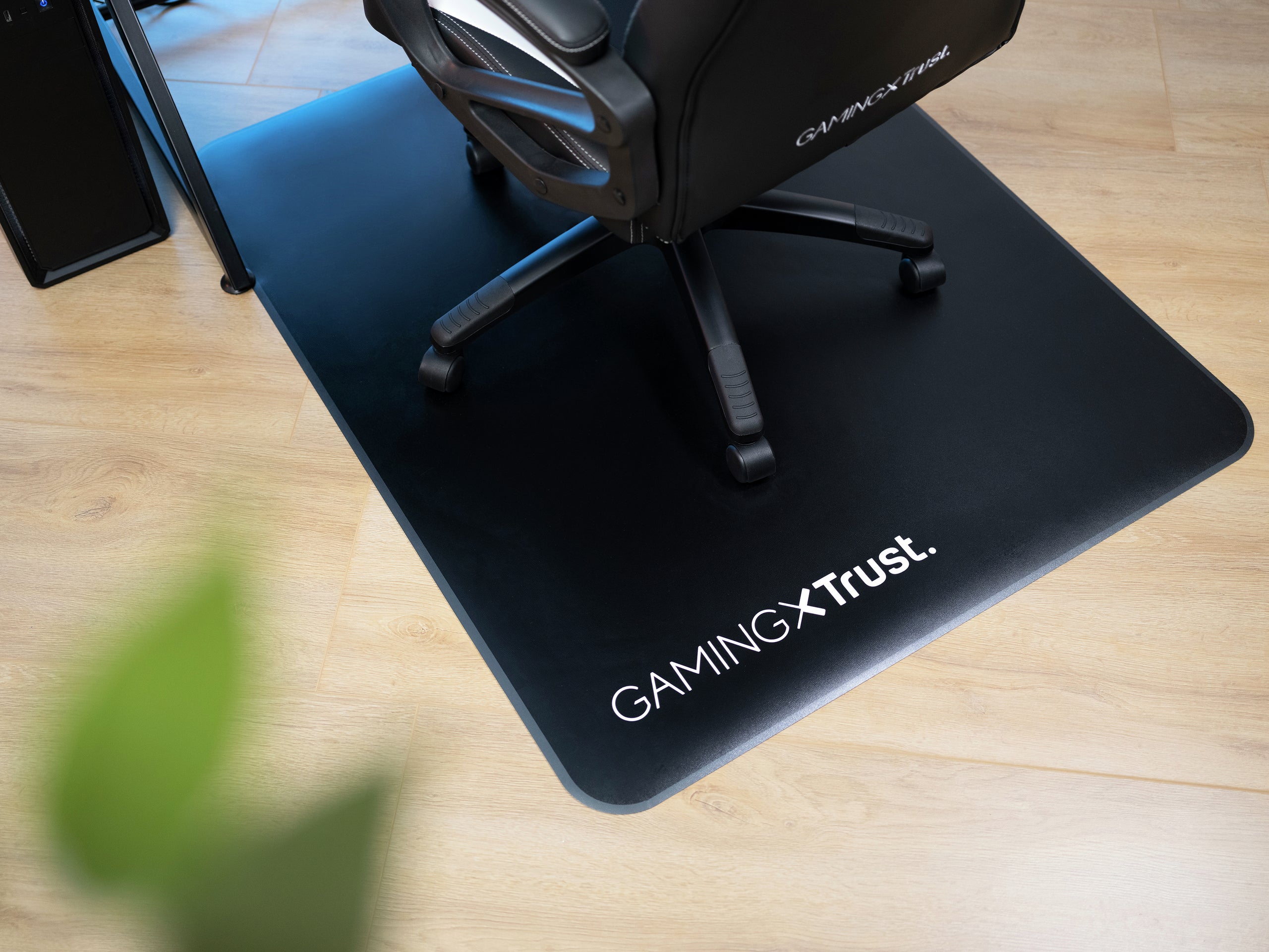 Trust GXT 715 Noir