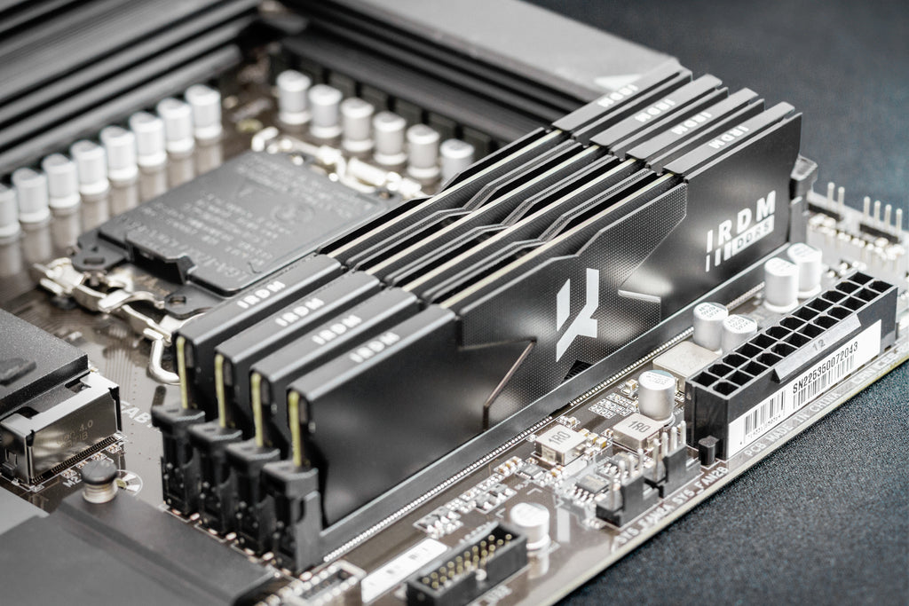 Goodram IRDM X IRDM DDR5 IR-6400D564L32/64GDC module de mémoire 64 Go 2 x 32 Go 288-pin DIMM