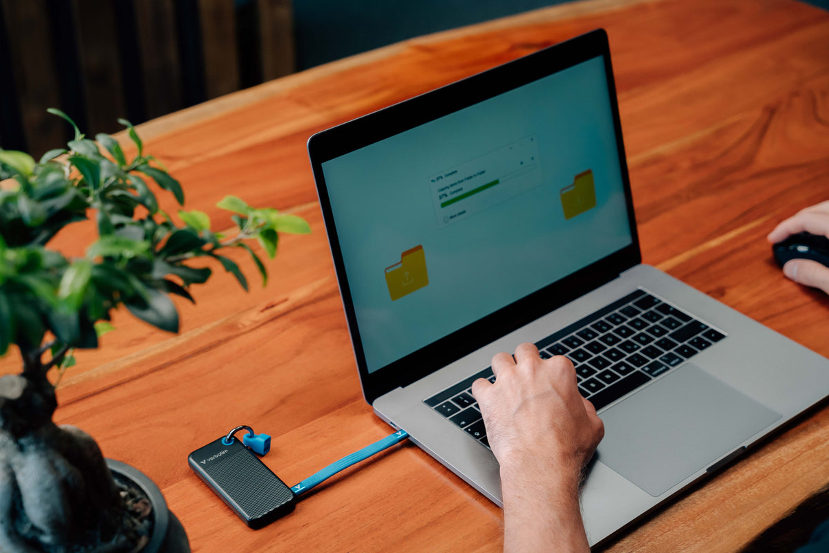 Verbatim Pocket SSD 2 To USB Type-C 3.2 Gen 2, Noir et Bleu