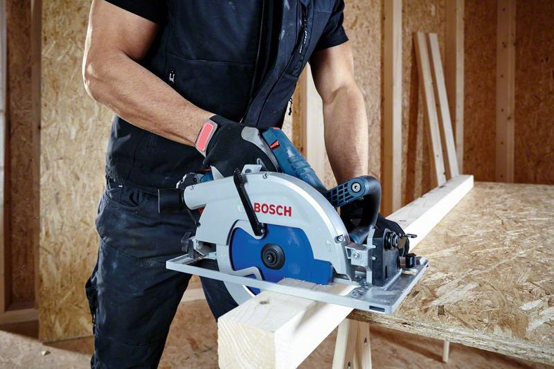 Bosch Bosch GKS 18V-68 GC Professional 19 cm Noir, Bleu 5000 tr/min
