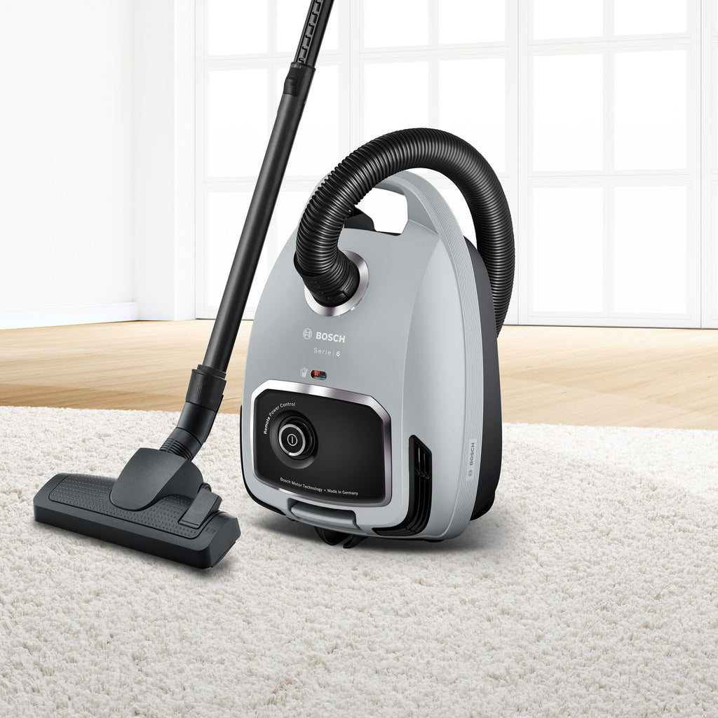 Bosch Bosch Serie 6 BGB6X330 Aspirateur 4 L Aspirateur réservoir cylindrique Sec 600 W Sac à poussière