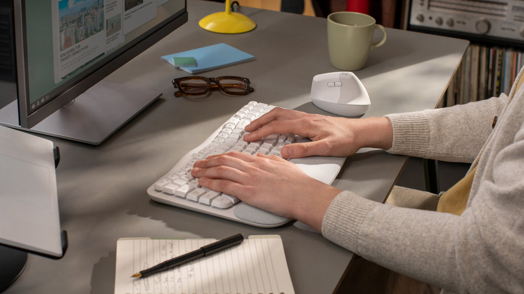 Logitech Wave Keys Clavier Sans Fil