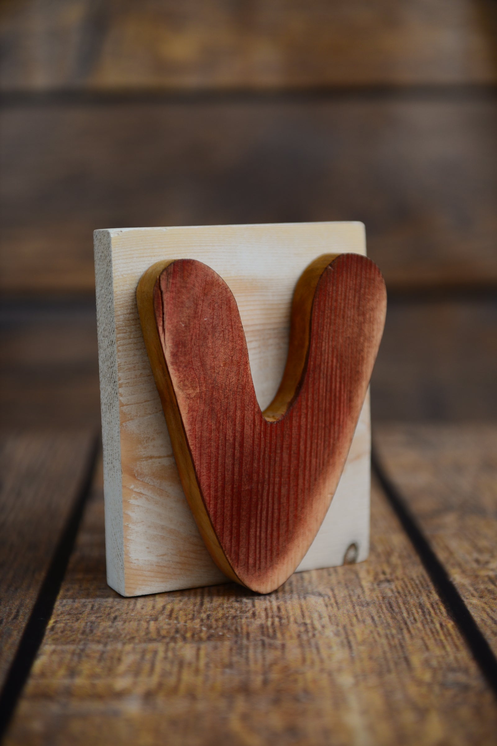 Basset Hound I - wooden LOVE sign, interior decoration with a dog, charming ornament for the shelf by Art-Dog brand