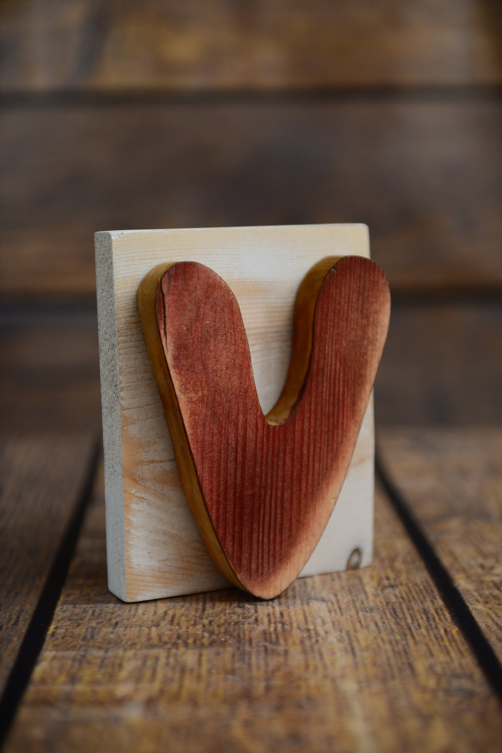 Beagle - wooden LOVE sign, interior decoration with a dog, charming ornament for the shelf by Art-Dog brand