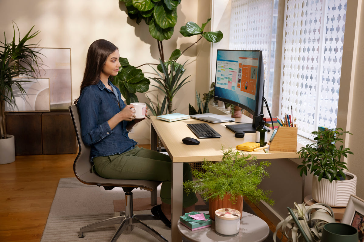 HP P34hc G4 Écran Incurvé WQHD USB-C