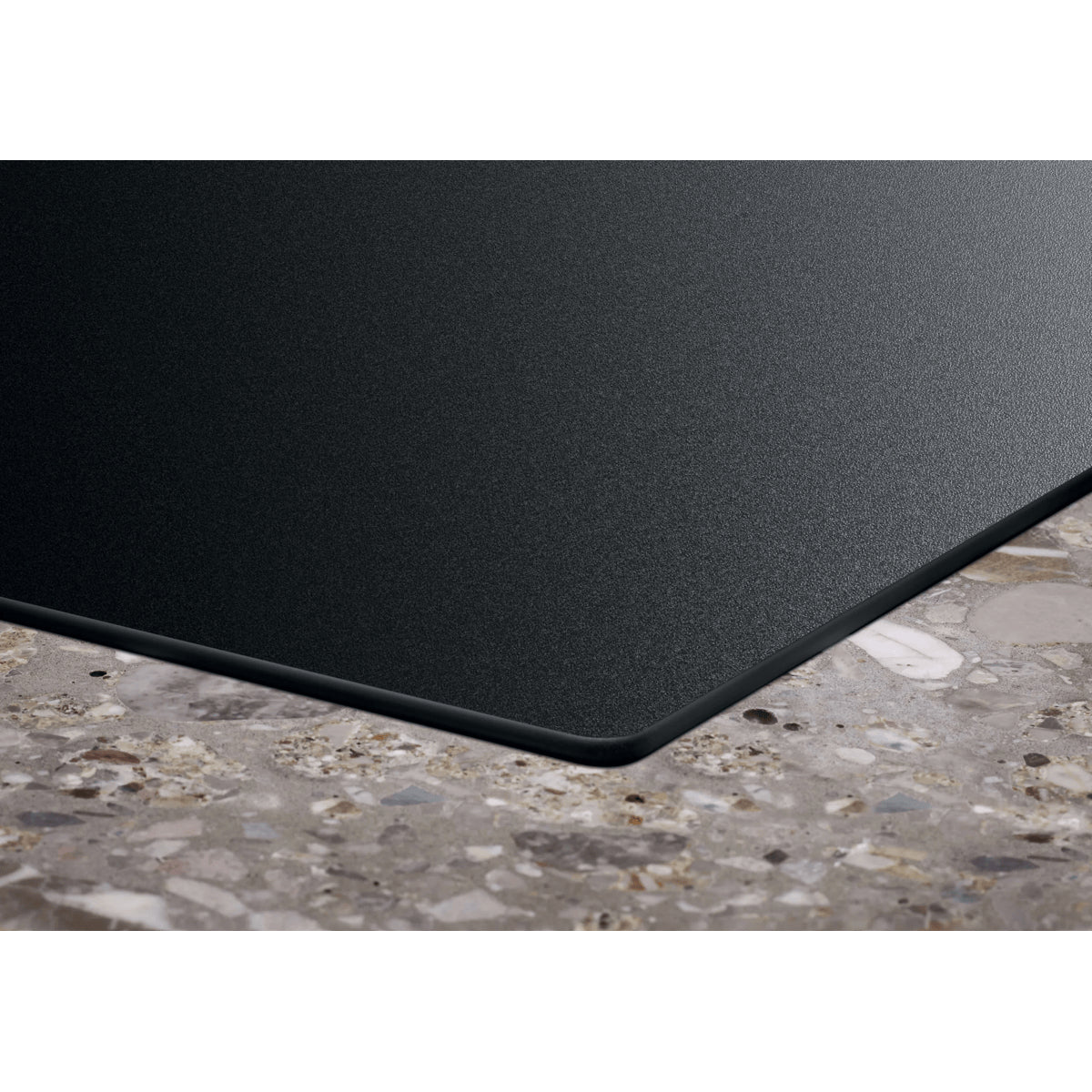 Electrolux EIS62453IZ Noir Intégré 60 cm Plaque avec zone à induction 4 zone(s) - vue 3