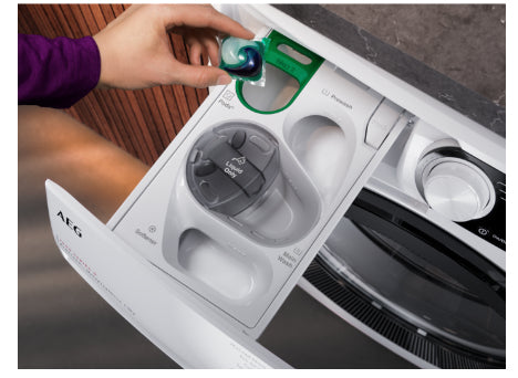 AEG LFR73844VE machine à laver Charge avant 8 kg 1400 tr/min Blanc