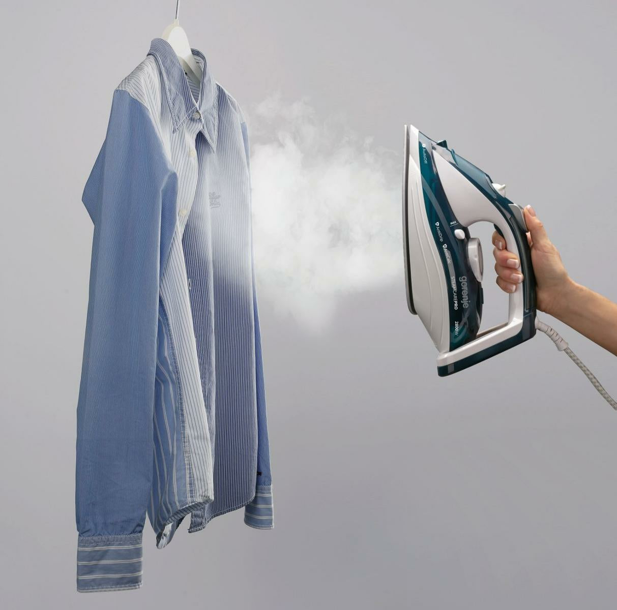 Gorenje SIH2800TQC Fer à vapeur Semelle en céramique 2800 W Bleu
